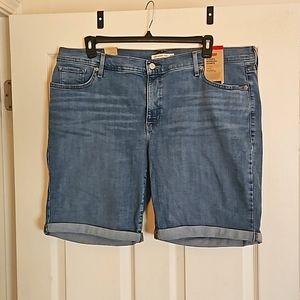 Levi's Pluse Size Classic Bermuda Shorts
